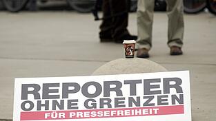 Die Organisation Reporter ohne Grenzen will in der Ukraine ein Zentrum für Pressefreiheit eröffnen. (Symbolbild) Die Organisation Reporter ohne Grenzen will in der Ukraine ein Zentrum für Pressefreiheit eröffnen. (Symbolbild)