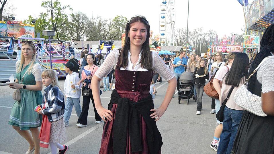 Auch am Samstag besuchten viele Landshuter die Dult.