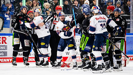 Wie gewohnt umk&auml;mpft war das Derby der Straubing Tigers mit dem EHC Red Bull M&uuml;nchen, an dessen Ende sich die Niederbayern trotz aller Bem&uuml;hungen geschlagen geben mussten.