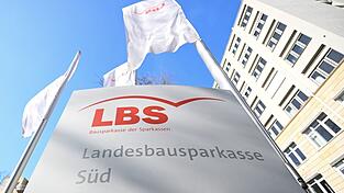 Die Nachfrage nach Bausparvertr&auml;gen bei der LBS S&uuml;d ist gesunken. (Archivbild)