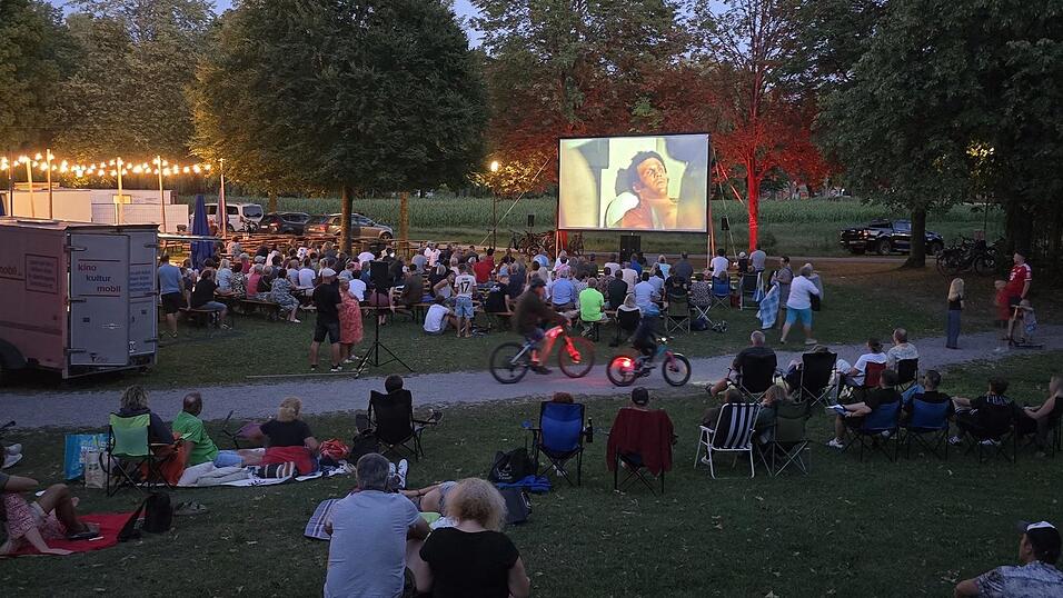 Perfekte Kulisse beim Kultfilmabend. Perfekte Kulisse beim Kultfilmabend.