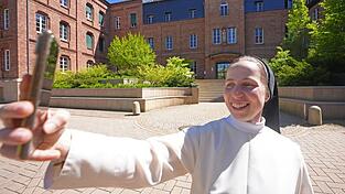 Schwester Clarita ist mit 28 Jahren die J&uuml;ngste im Kloster.