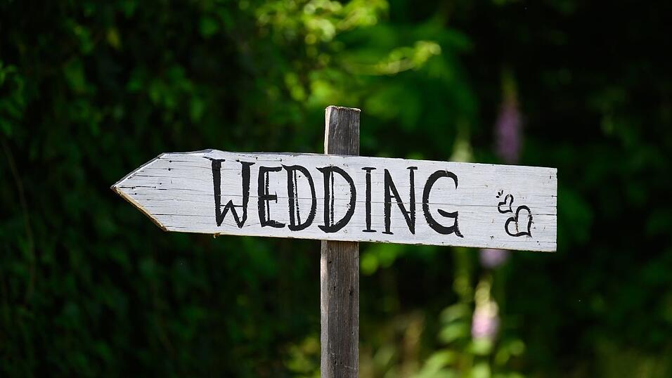 Spontan heiraten? Die evangelische Kirche macht das auch heuer wieder möglich. (Symbolbild) Spontan heiraten? Die evangelische Kirche macht das auch heuer wieder möglich. (Symbolbild)