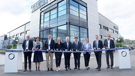 Mit vielen G&auml;sten wurde am Freitagnachmittag die neue &bdquo;One Schott Factory&ldquo; im Landshuter Westen er&ouml;ffnet.