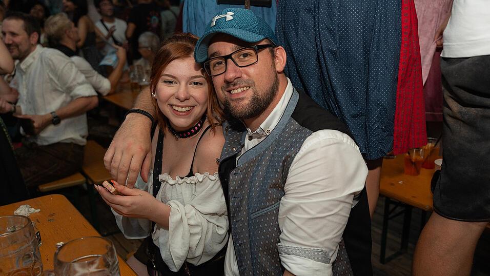 Die Partybilder vom Samstg, 19. August 2023, aus dem Festzelt Reisinger. Die Partybilder vom Samstg, 19. August 2023, aus dem Festzelt Reisinger.