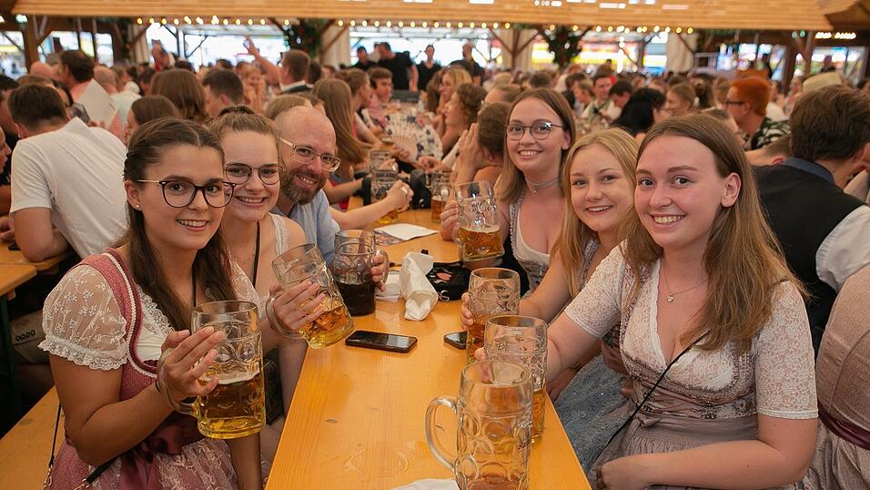 Die Partybilder von Mittwoch, 17. August 2022, aus dem Festzelt Nothaft.