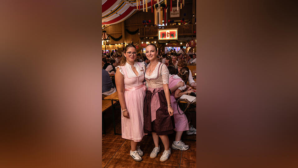 Die Partybilder vom Donnerstag, 14. August, aus dem Festzelt Krönner. Die Partybilder vom Donnerstag, 14. August, aus dem Festzelt Krönner.