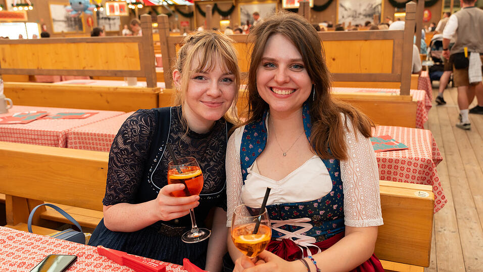 Die Partybilder vom Montag, 12. August 2024, aus dem Festzelt Kr&ouml;nner.