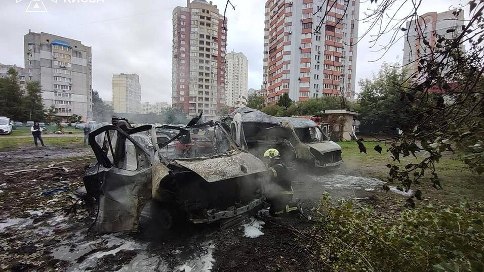 Jeden Tag schlagen in Kiew russische Kampfdrohnen ein. Jeden Tag schlagen in Kiew russische Kampfdrohnen ein.
