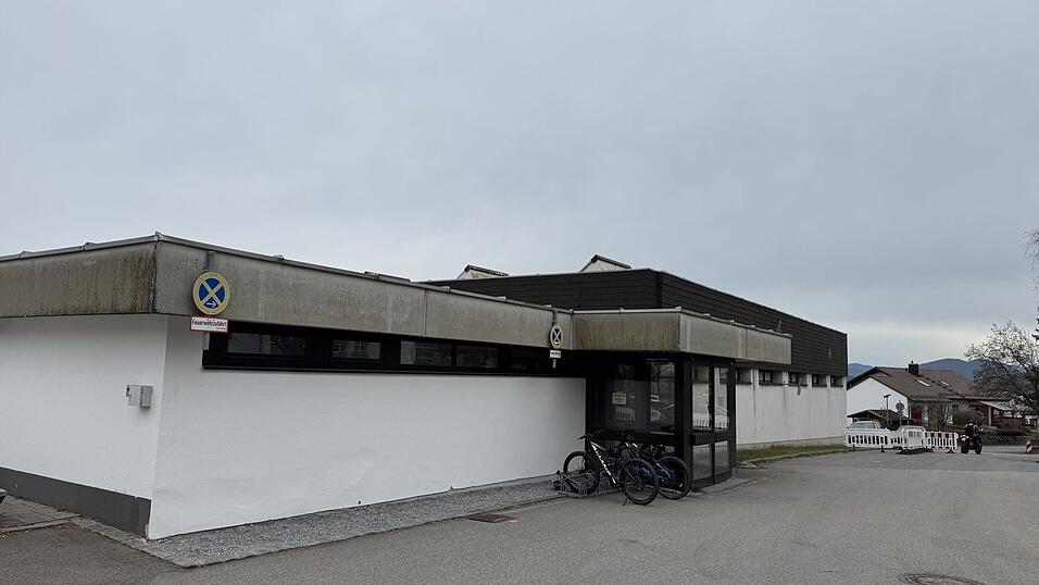 Eine Sanierung der Mittelschulturnhalle ist notwendig. Oder gleich ein Neubau?