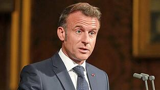 Die besten Chancen auf Macrons Nachfolge scheinen zwei Männer zu haben, die unter ihm aufstiegen, bevor es zum Bruch mit ihm kam.