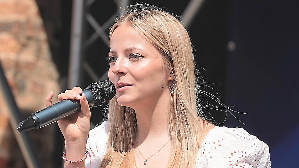 Hannah Christl freut sich schon auf ihren gro&szlig;en Auftritt bei der Casting Show 'The Greatest Talent' am Samstagabend.