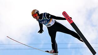 Nach dem Skispringen war der R&uuml;ckstand f&uuml;r Vinzenz Geiger bereits riesig.