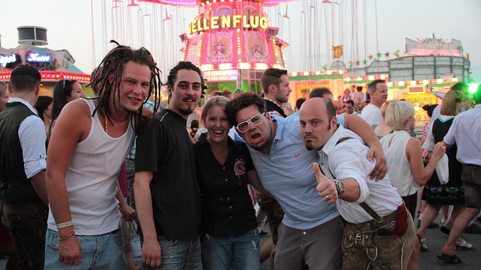 Schnappsch&uuml;sse von der Single-Couch(Foto: Paul Przybilla)