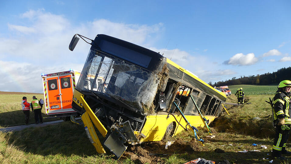 Ein Schulbusunfall hat sich am Mittwoch in der Gemeinde Laberweinting ereignet.