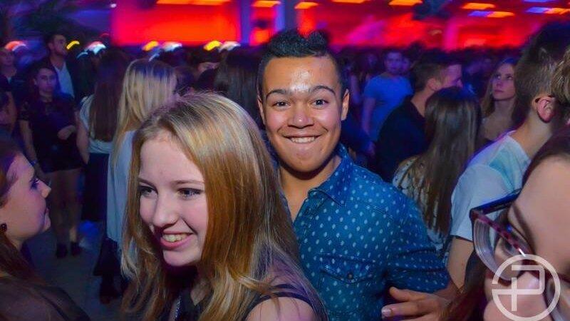 Gleich bei der Eröffnung platzte die neue Diskothek Peggy P. aus allen Nähten. Gleich bei der Eröffnung platzte die neue Diskothek Peggy P. aus allen Nähten.