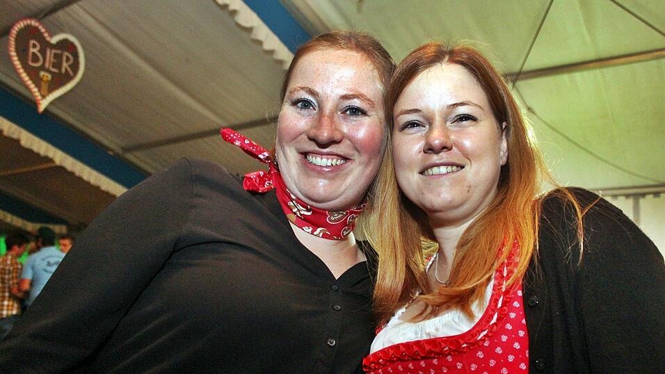 Die besten Bilder vom Wein- und Wei&szlig;bierfest des Burschenvereins Arth und der M&auml;dchengruppe.