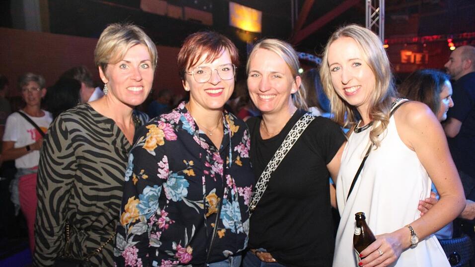 Auf der Eskara &Uuml;30-Party in Essenbach war wieder viel los.