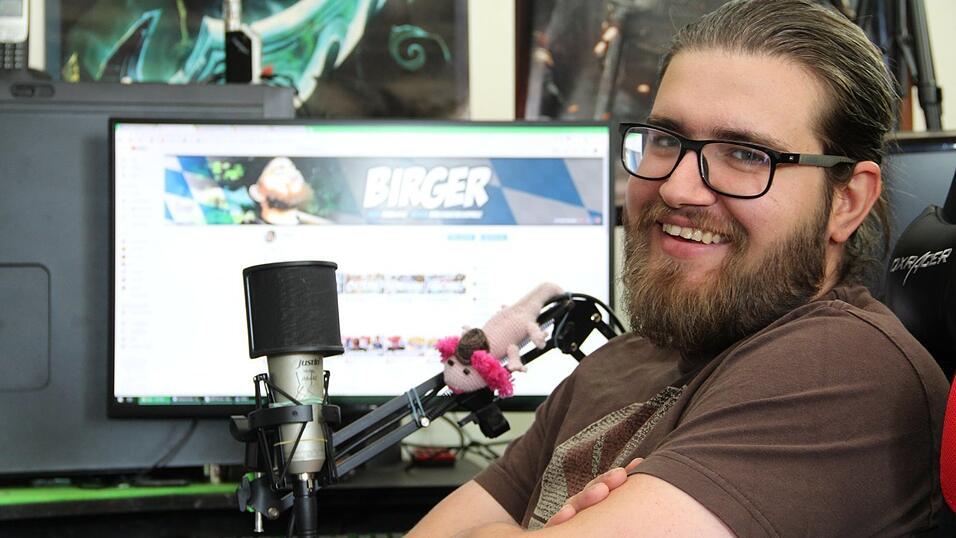 Der YouTuber Birger war zu Gast beim Radio Bayern 3.