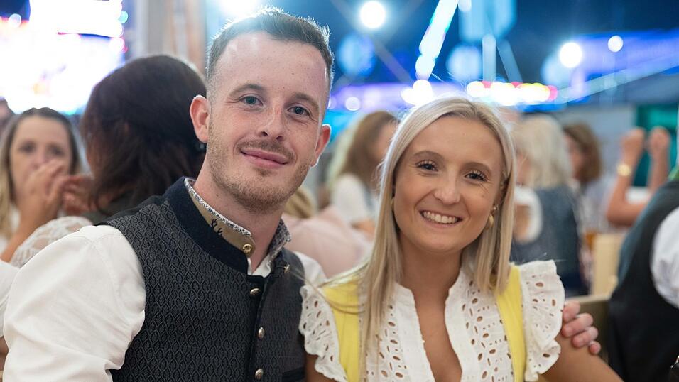 Die Partybilder vom Freitag, 7. August, aus dem Festzelt Greindl. Die Partybilder vom Freitag, 7. August, aus dem Festzelt Greindl.