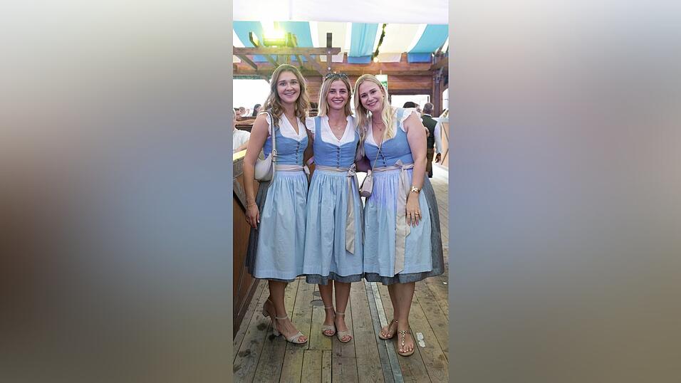 Die Partybilder vom Montag, 10. August, aus dem Festzelt Wenisch. Die Partybilder vom Montag, 10. August, aus dem Festzelt Wenisch.
