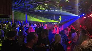 Abschiedswochenende - die Stimmung ist top. Abschiedswochenende - die Stimmung ist top.