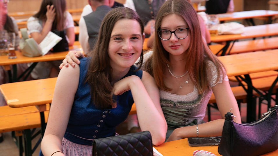 Die Partybilder vom Sonntag, 10. August, aus dem Festzelt Weckmann. Die Partybilder vom Sonntag, 10. August, aus dem Festzelt Weckmann.