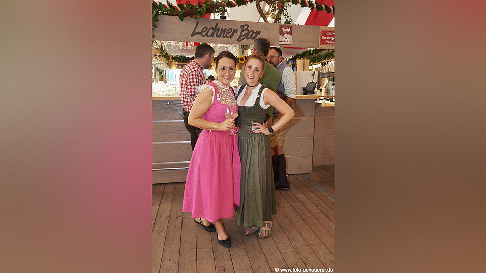 Die Partybilder vom Mittwoch, 13. August, aus dem Festzelt Lechner. Die Partybilder vom Mittwoch, 13. August, aus dem Festzelt Lechner.