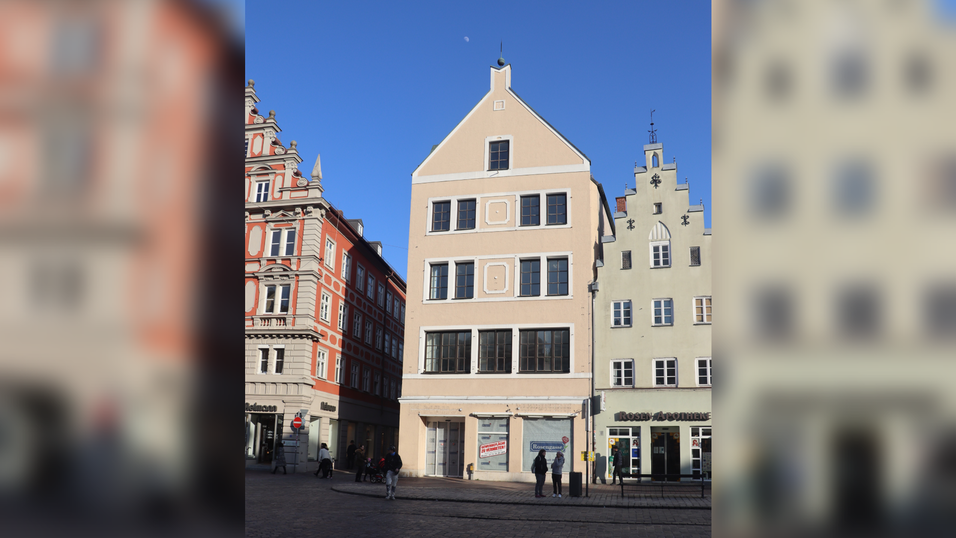 Das alte Müller-Gebäude in der Altstadt/Ecke Rosengasse steht seit Mai 2018 leer. Das alte Müller-Gebäude in der Altstadt/Ecke Rosengasse steht seit Mai 2018 leer.