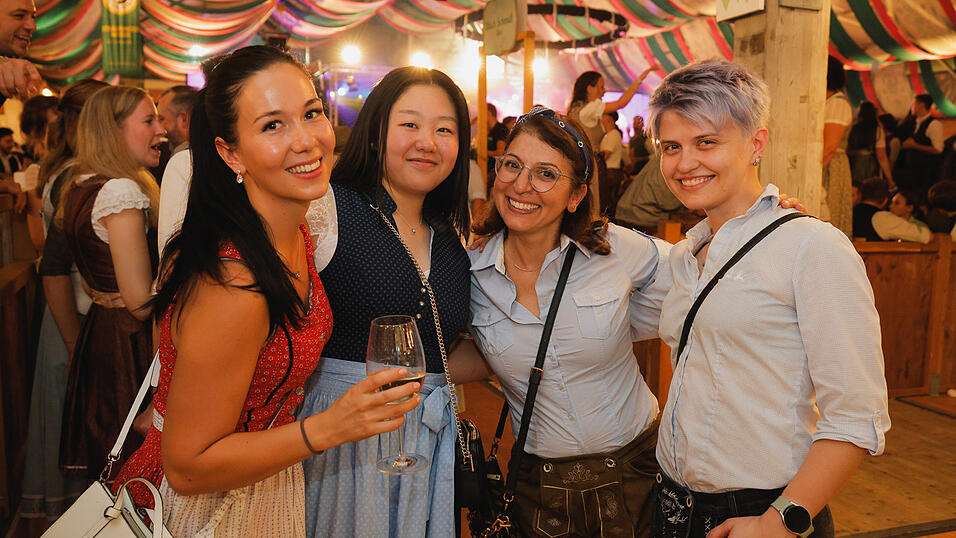 Die Partybilder vom Samstag, 10. August 2024, aus dem Festzelt Weckmann. Die Partybilder vom Samstag, 10. August 2024, aus dem Festzelt Weckmann.