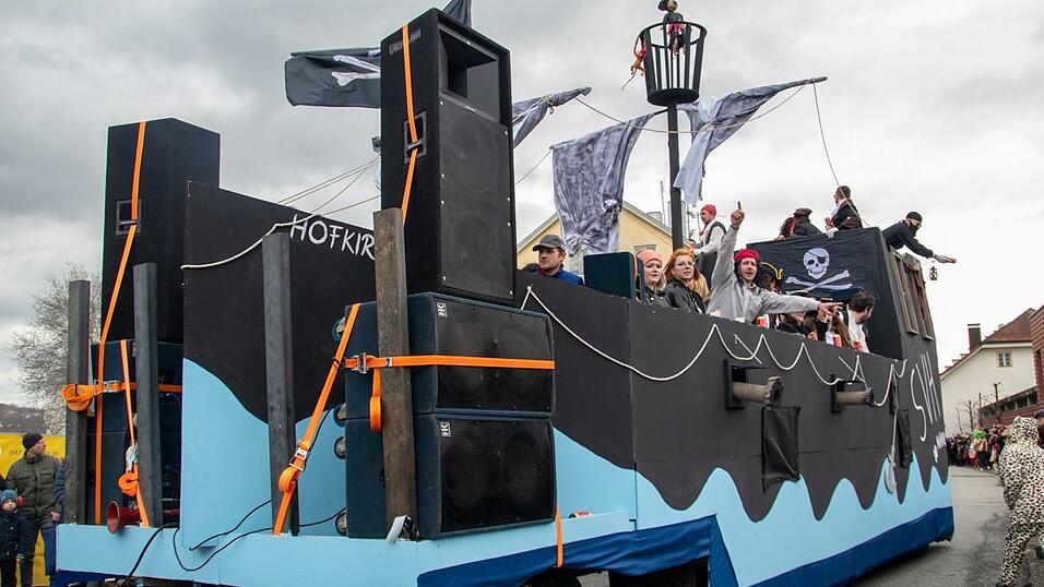 Ausgelassene Stimmung herrschte beim Faschingsumzug in Hofkirchen.