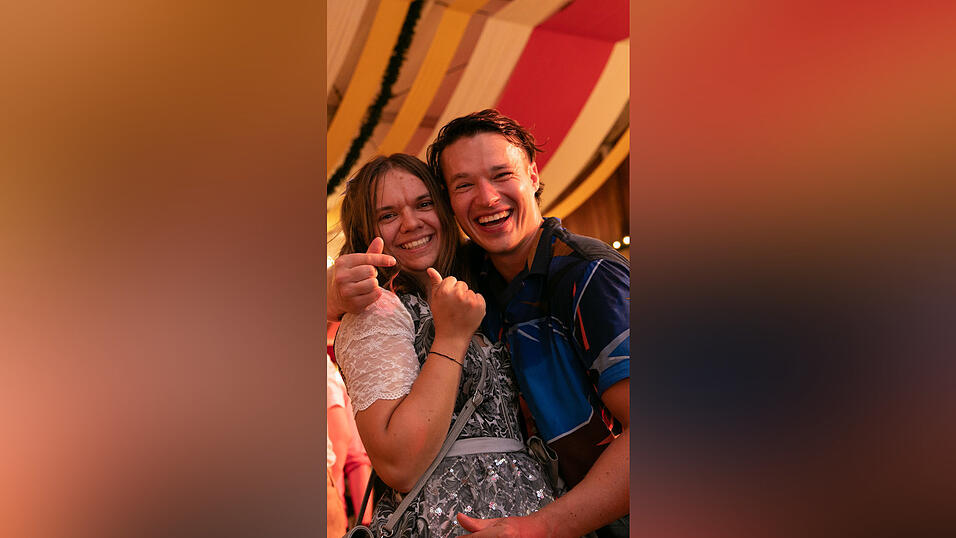 Die Partybilder vom Freitag, 15. August, aus dem Festzelt Krönner. Die Partybilder vom Freitag, 15. August, aus dem Festzelt Krönner.
