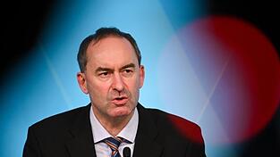 Hubert Aiwanger (Freie W&auml;hler), bayerischer Wirtschaftsminister, spricht.