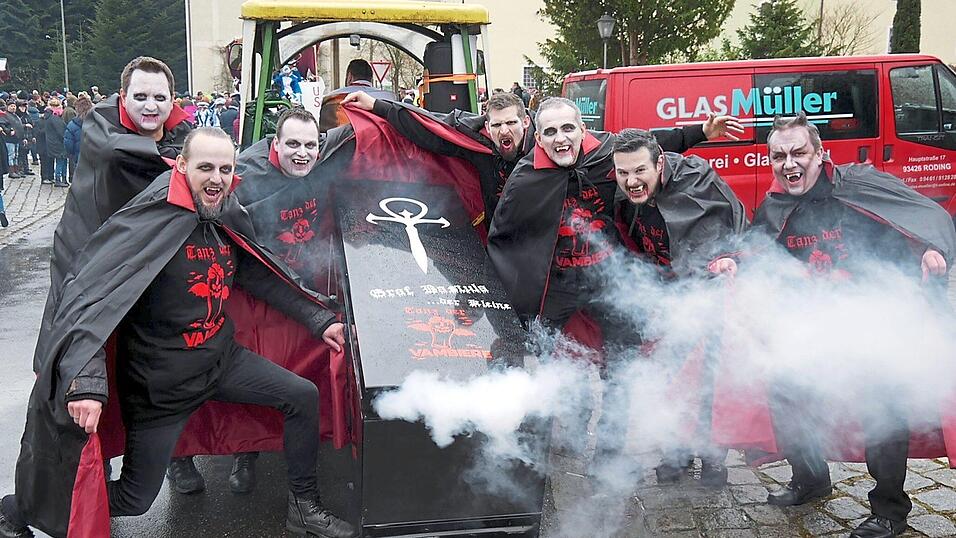 Die ehemaligen Faschingsprinzen sterben nie - wie der Minstacher Fasching.