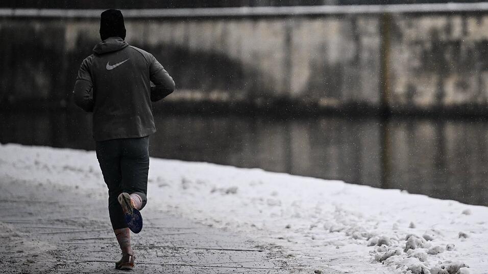 Sport hilft – auch gegen das Frieren. Sport hilft – auch gegen das Frieren.