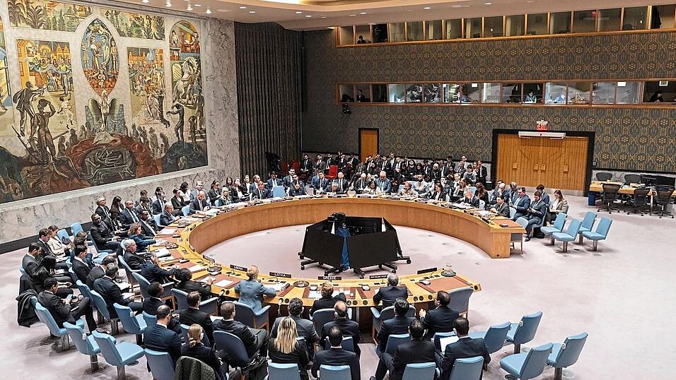 Der UN-Sicherheitsrat gilt als das wichtigste Organ der Vereinten Nationen. Hier sollen der Weltfrieden und die internationale Sicherheit gewahrt werden.