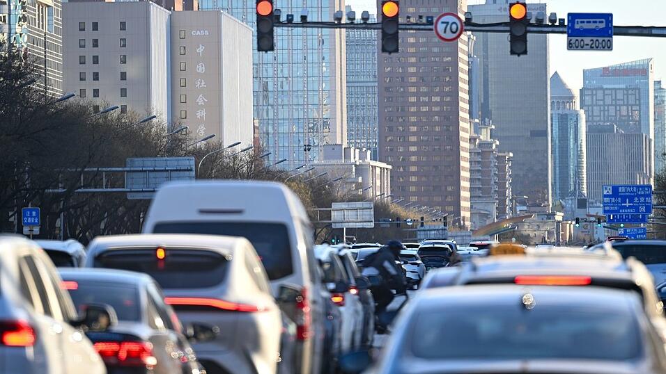 Der chinesische Automarkt ist f&uuml;r die deutschen Hersteller schwierig geworden, doch die Talsohle k&ouml;nnte erreicht sein. (Archivbild)