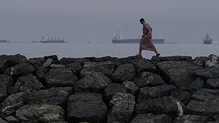 Weil die Stra&szlig;e von Hormus infolge des Iran-Kriegs praktisch gesperrt ist, ist der Schiffsverkehr zum Erliegen gekommen. (Archivbild)