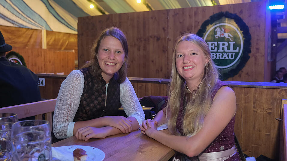 Die Partybilder vom Dienstag, 15. August 2023, aus dem Festzelt Wenisch. Die Partybilder vom Dienstag, 15. August 2023, aus dem Festzelt Wenisch.