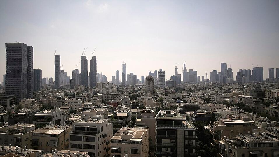 Tel Aviv - hier am Bild - und Haifa wurden seit 2024 mehrfach Ziel von Angriffen der Hisbollah. (Archivbild)