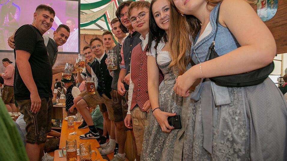 Die Partybilder vom Freitag, 12. August 2022, aus dem Festzelt Weckmann.