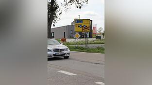 Der Pkw-Verkehr aus Straubing wird ab Wolferszell umgeleitet, Lkws schon vorher.