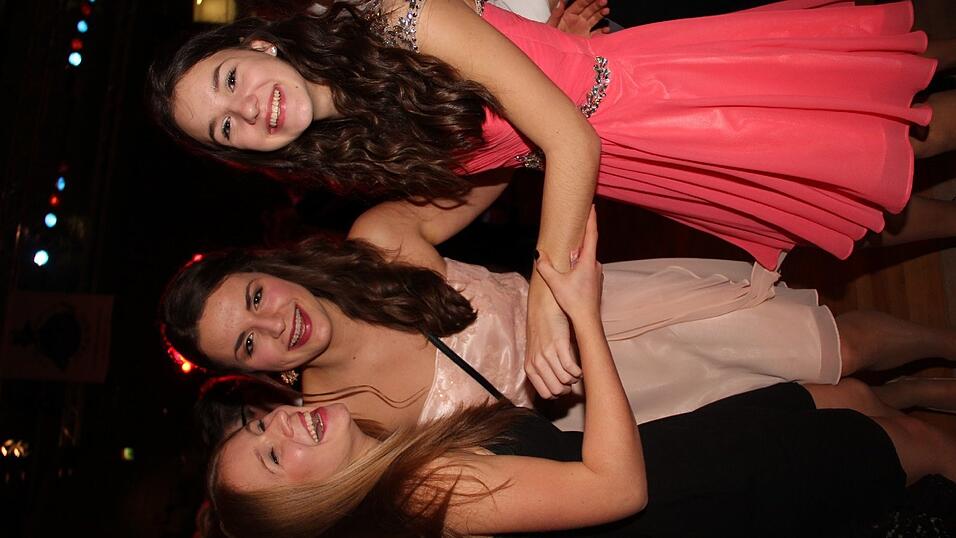 Die Bilder vom Abschlussball der Tanzschule Seidel in der Fraunhofer-Halle am 28. November. Die Bilder vom Abschlussball der Tanzschule Seidel in der Fraunhofer-Halle am 28. November.