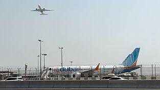An Bord eines Flugzeugs der Airline Flydubai spielten sich dramatische Szenen ab. (Symbolbild) An Bord eines Flugzeugs der Airline Flydubai spielten sich dramatische Szenen ab. (Symbolbild)