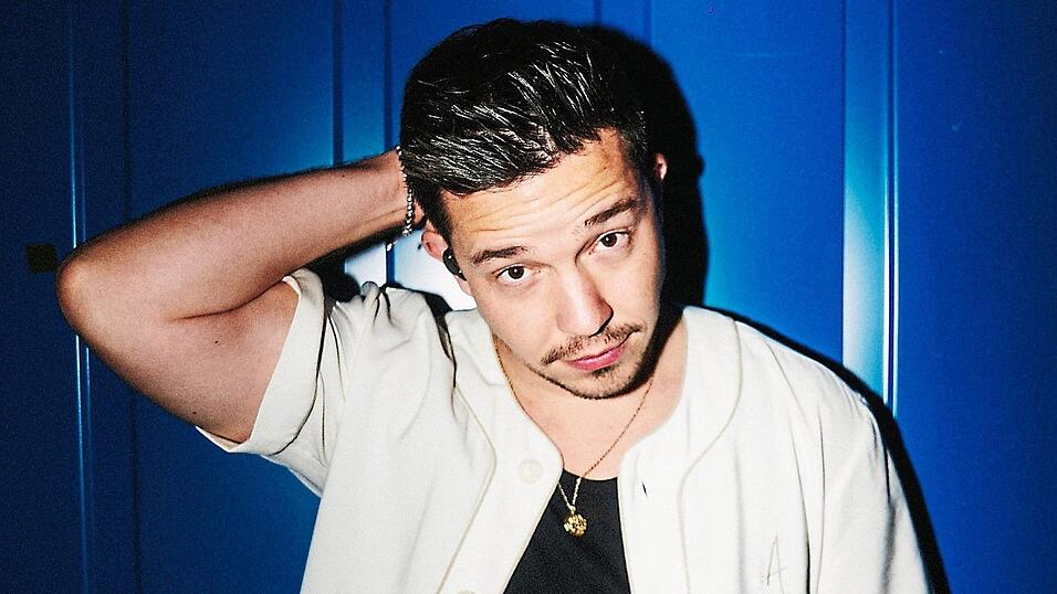 Singer und Songwriter Nico Santos ist der Stargast beim diesj&auml;hrigen Rivertone Festival.