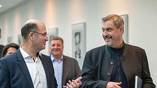 Trotz der schwierigen Finanzlage will die bayerische Staatsregierung bei der Aufstellung des nächsten Haushalts auf neue Kredite zur Gegenfinanzierung verzichten. (Archivbild)