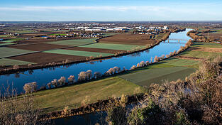 Blick vom Bogenberg auf die Donau Blick vom Bogenberg auf die Donau