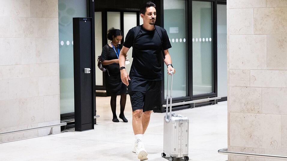 Auch Julian Nagelsmanns Assistenztrainer Benjamin H&uuml;bner ist zur&uuml;ck in Deutschland.