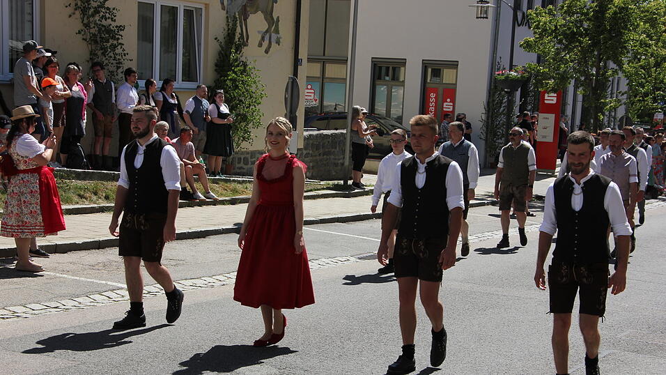 Das war der Bierzelteinzug am Pfingstsamstag in Bad K&ouml;tzting.