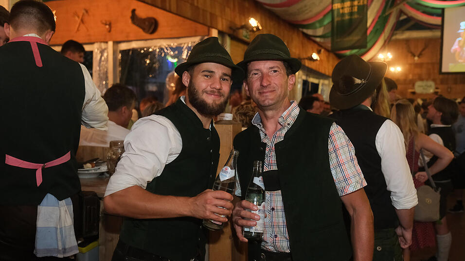 Die Partybilder vom Dienstag, 15. August 2023, aus dem Festzelt Weckmann.